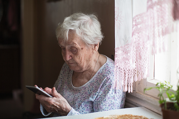 Près de 800 smartphones et tablettes mis à disposition des établissements médico-sociaux du Grand Est